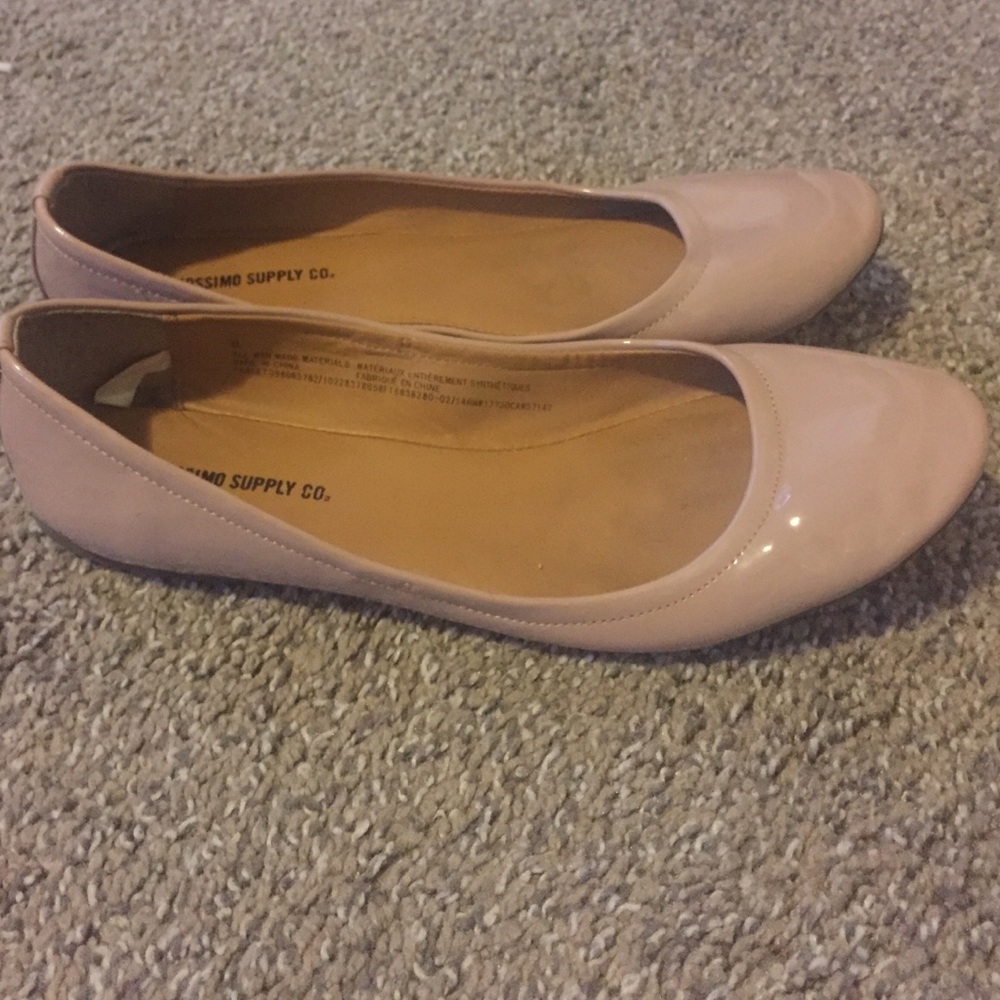 Ballet flats